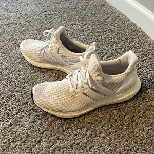 Women’s white adidas size 8.5 ultra boost